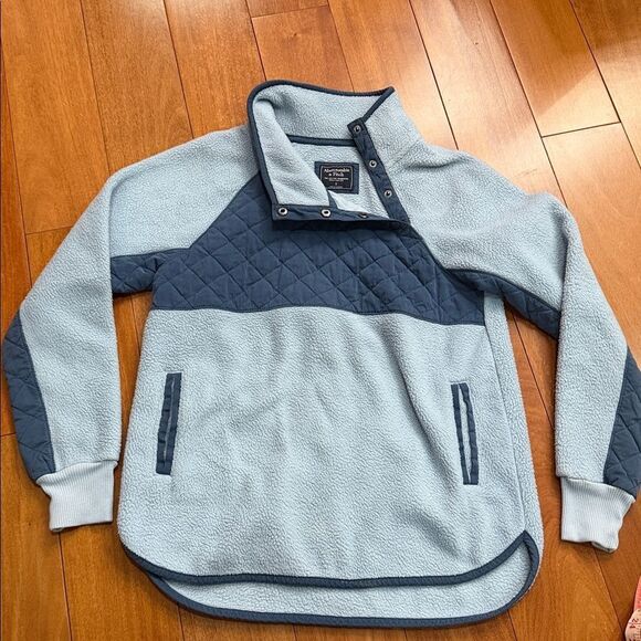 Abercrombie & Fitch Blue Snap-Front Fleece Quilt Chest Panel Tunic Size S - Picture 5 of 12